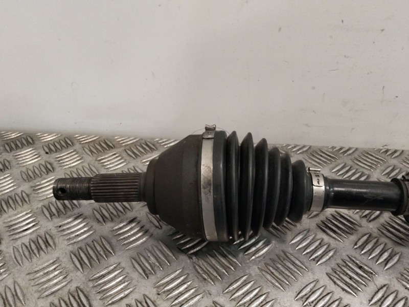 Recambio de transmision delantera izquierda para nissan qashqai i (j10, nj10) 2.0 dci referencia OEM IAM 39101JD72B  