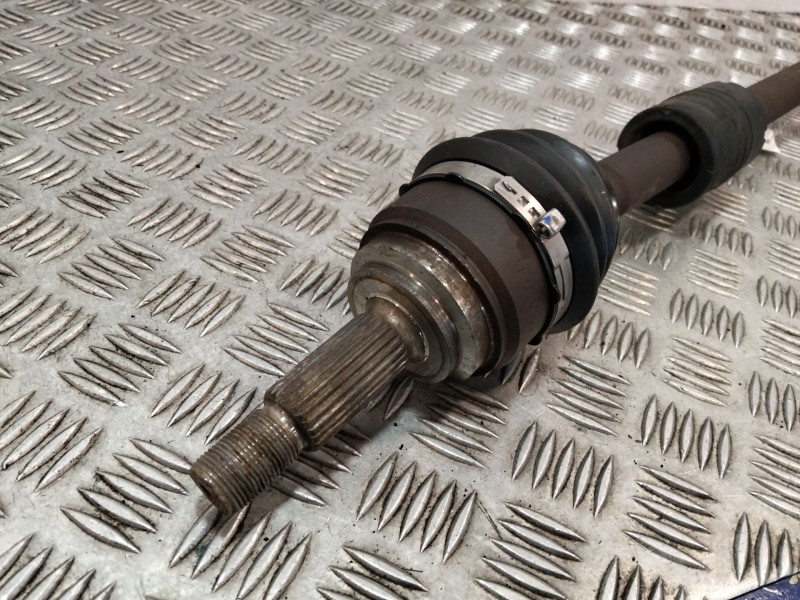 Recambio de transmision delantera derecha para ford ecosport 1.0 ecoboost referencia OEM IAM GN153B436GB  