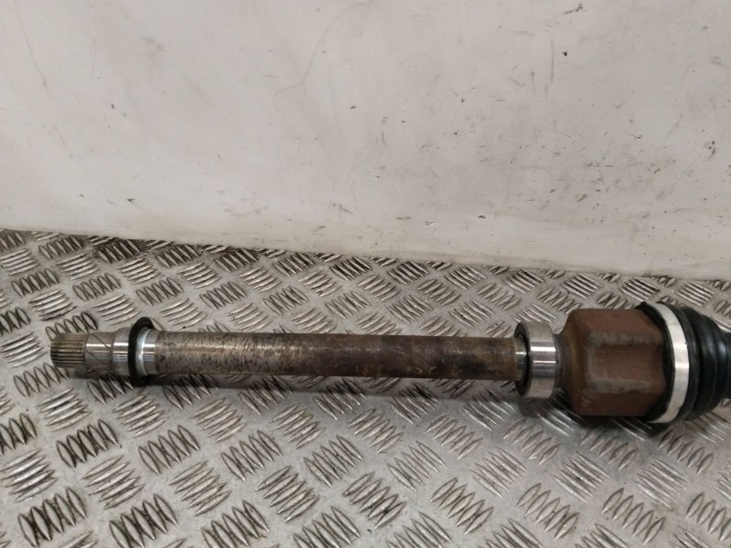 Recambio de transmision delantera derecha para renault kadjar (ha_, hl_) 1.3 tce 140 referencia OEM IAM 391002670R  
