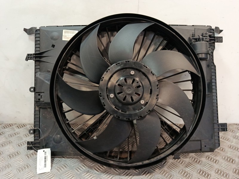 Recambio de electroventilador para mercedes-benz clase c (w204) c 200 cdi (204.001) referencia OEM IAM 2049061403  
