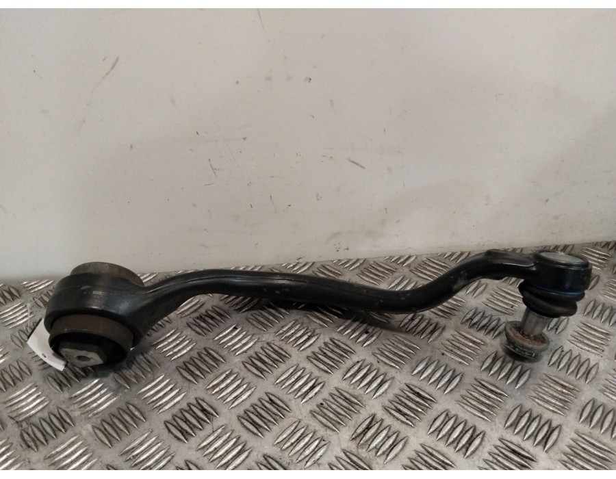 Recambio de brazo suspension superior delantero izquierdo para bmw x5 (e70) xdrive 30 d referencia OEM IAM 3160500038HD  