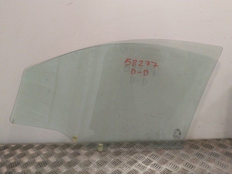 Recambio de luna delantera derecha para ford ka+ referencia OEM IAM 2236495  