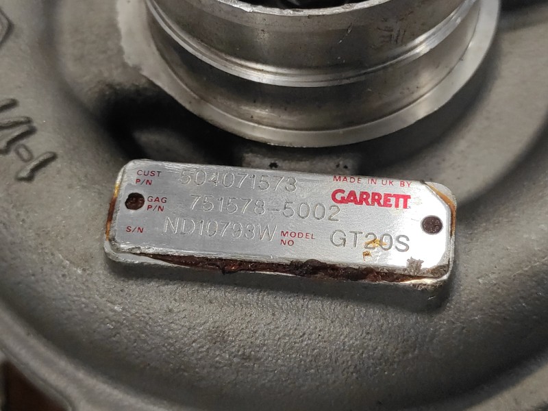 Recambio de turbocompresor para iveco daily caja cerrada referencia OEM IAM 504071573  7515785002