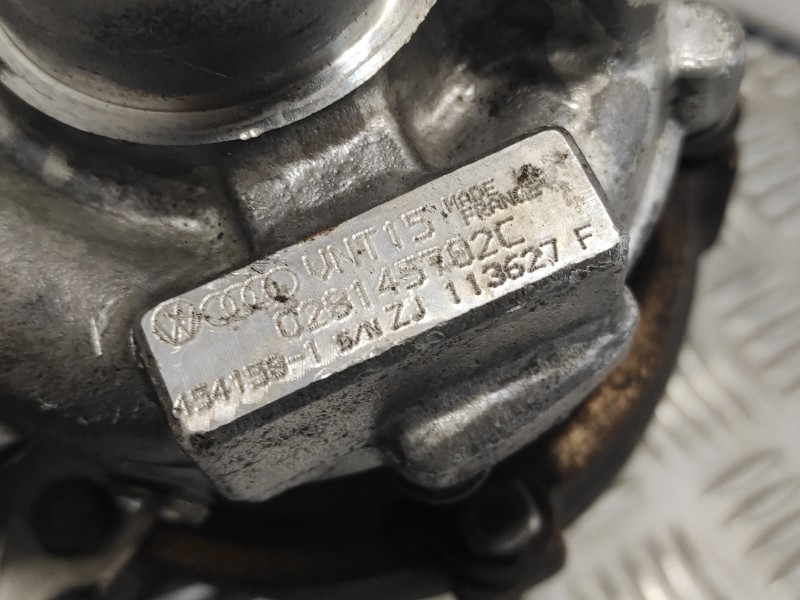 Recambio de turbocompresor para volkswagen passat berlina (3b2) referencia OEM IAM 028145702C  VNT15