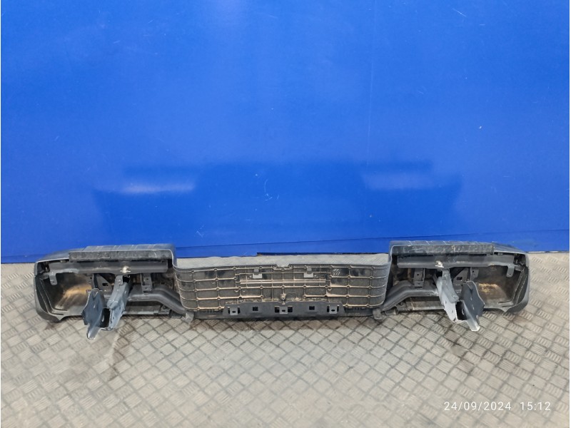 Recambio de paragolpes trasero para isuzu d-max 1.9 turbodiesel referencia OEM IAM 8983938280  