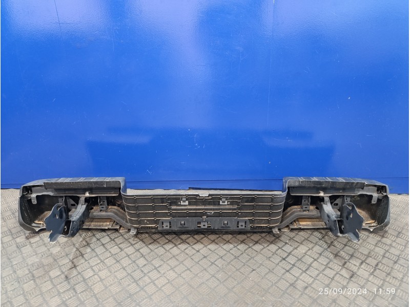 Recambio de paragolpes trasero para isuzu d-max 1.9 turbodiesel referencia OEM IAM 8983938280  