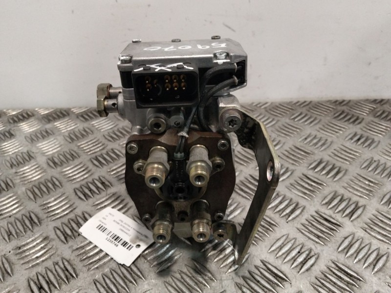 Recambio de bomba inyeccion para opel zafira a monospace (t98) 2.0 di 16v (f75) referencia OEM IAM 0986444012  