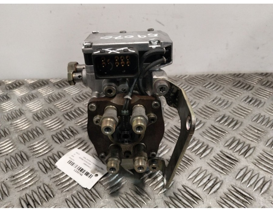 Recambio de bomba inyeccion para opel zafira a monospace (t98) 2.0 di 16v (f75) referencia OEM IAM 0986444012  