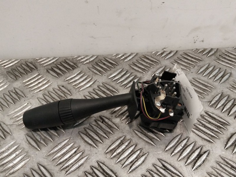 Recambio de mando luces para tata indica 1.4 elegance referencia OEM IAM 161207  