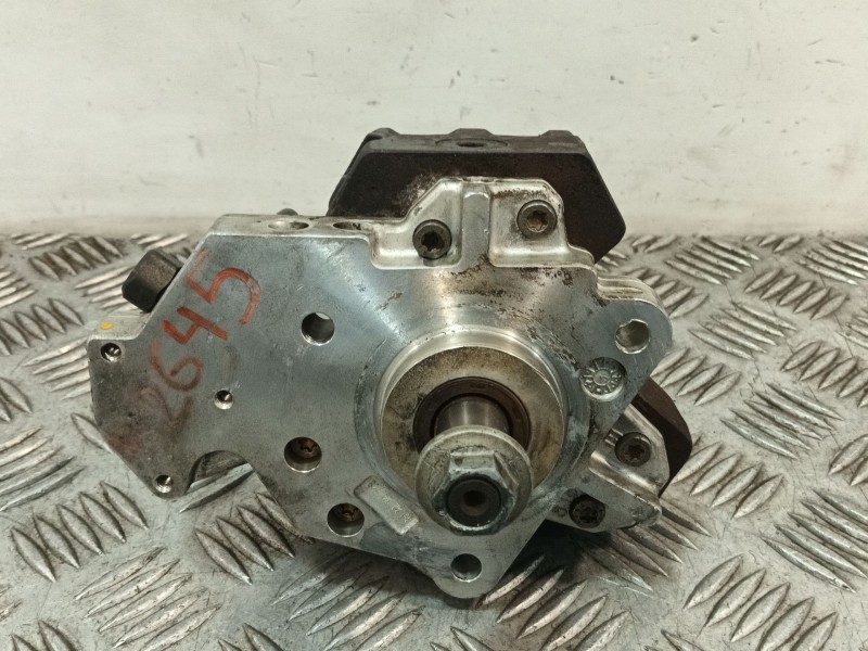 Recambio de bomba inyeccion para renault laguna ii (bg0/1_) 1.9 dci (bg0e) referencia OEM IAM 8200108225  