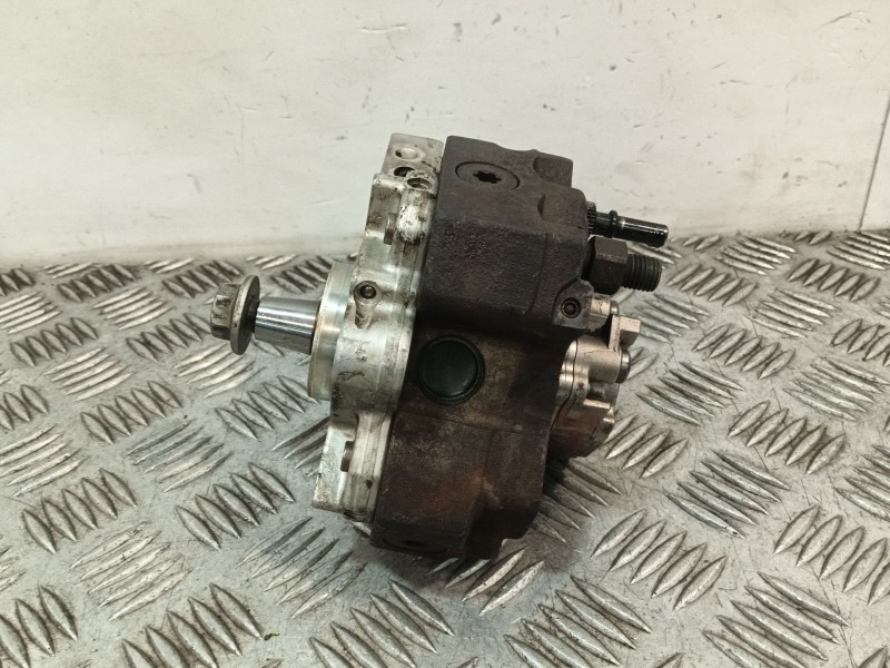 Recambio de bomba inyeccion para renault laguna ii (bg0/1_) 1.9 dci (bg0e) referencia OEM IAM 8200108225  