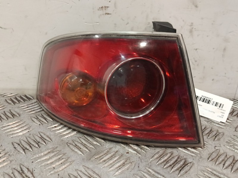 Recambio de piloto trasero izquierdo para seat ibiza iii (6l1) 1.2 referencia OEM IAM 45404  