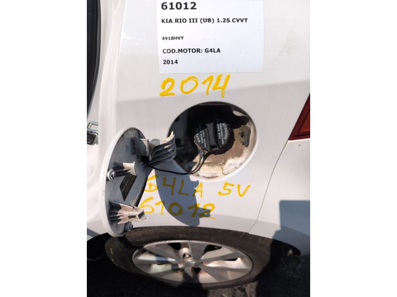 Recambio de tapon combustible para kia rio iii (ub) 1.25 cvvt referencia OEM IAM 31010J9000  