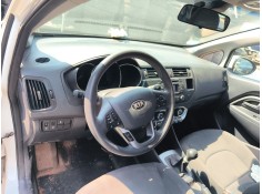 Recambio de motor apertura trampillas climatizador para kia rio iii (ub) 1.25 cvvt referencia OEM IAM 971621JAA0  