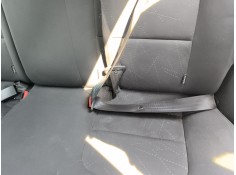 Recambio de enganche cinturon trasero izquierdo para kia rio iii (ub) 1.25 cvvt referencia OEM IAM 898301W200HU  