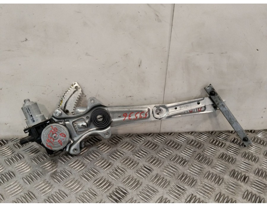 Recambio de elevalunas delantero derecho para honda cr-v iv (rm_) 1.6 i-dtec (re6) referencia OEM IAM   