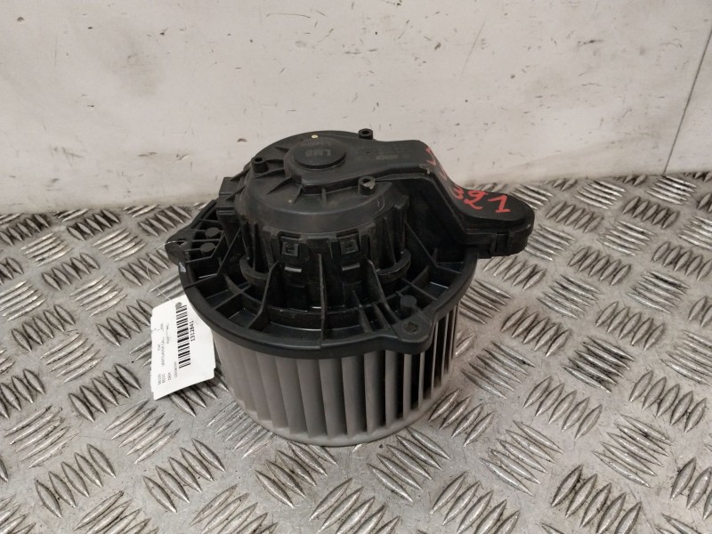 Recambio de ventilador calefaccion para fiat fiorino electrica micro vett referencia OEM IAM F00S3B2441  