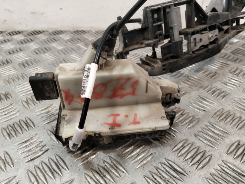 Recambio de cerradura puerta trasera izquierda para peugeot 208 referencia OEM IAM 45017185  