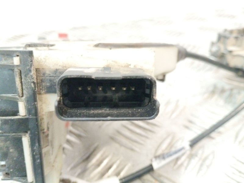 Recambio de cerradura puerta trasera izquierda para peugeot 208 referencia OEM IAM 45017185  