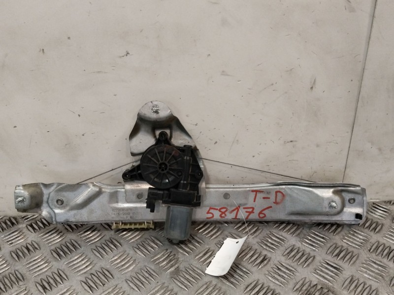 Recambio de elevalunas trasero derecho para dacia duster ii referencia OEM IAM 827208597R  
