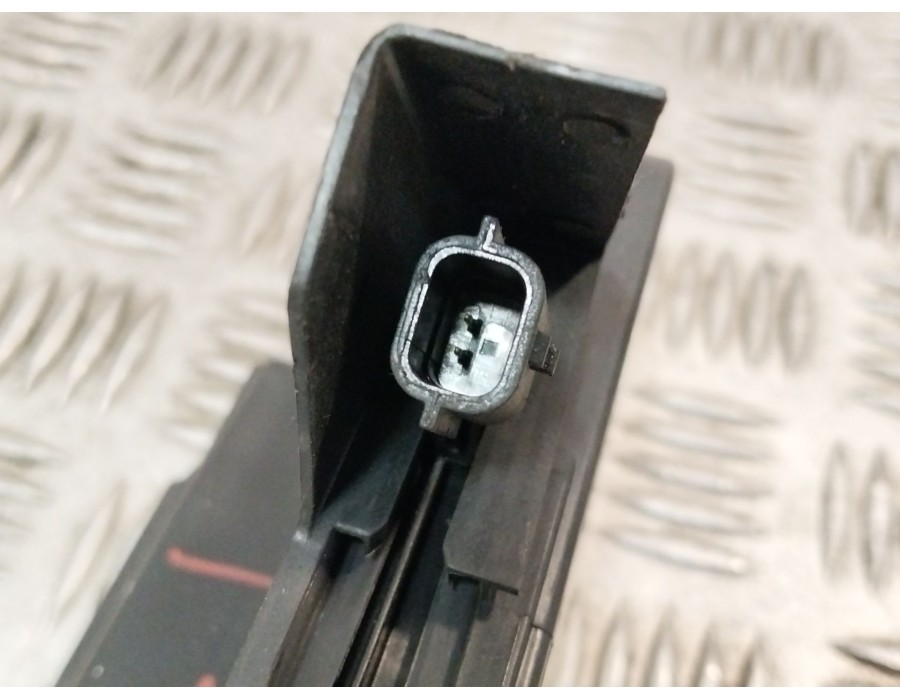 Recambio de cerradura puerta trasera derecha para dacia sandero ii (b8_) tce 90 (b8m1, b8ma) referencia OEM IAM 825028727R  