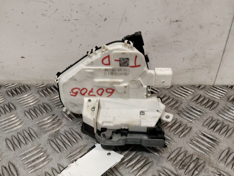 Recambio de cerradura puerta trasera derecha para audi q2 (gab, gag) 30 tdi referencia OEM IAM 4G0839016E  