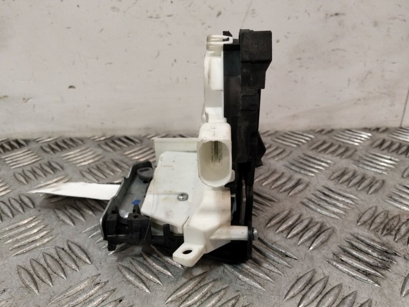 Recambio de cerradura puerta trasera derecha para audi q2 (gab, gag) 30 tdi referencia OEM IAM 4G0839016E  