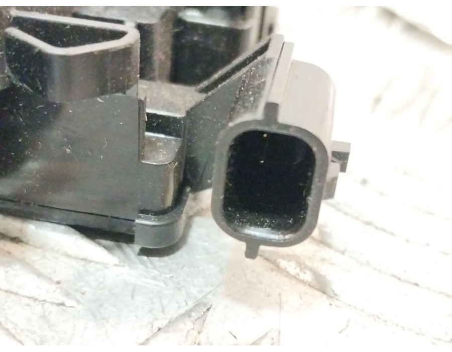 Recambio de cerradura maletero / porton para dacia duster (hs_) 1.2 tce 125 referencia OEM IAM 905030010R 905548054R 