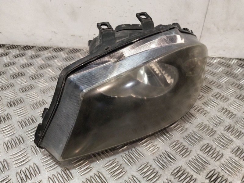 Recambio de faro izquierdo para seat ibiza iii (6l1) 1.9 sdi referencia OEM IAM 89306230  