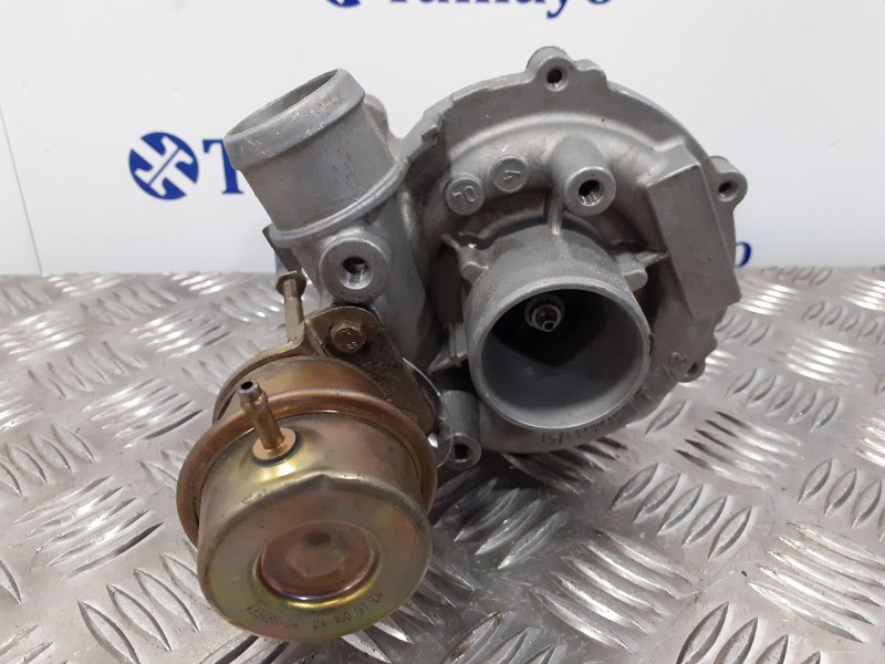 Recambio de turbocompresor para volkswagen polo (9n1) 1.4 tdi referencia OEM IAM 701729 045145701 7017299S