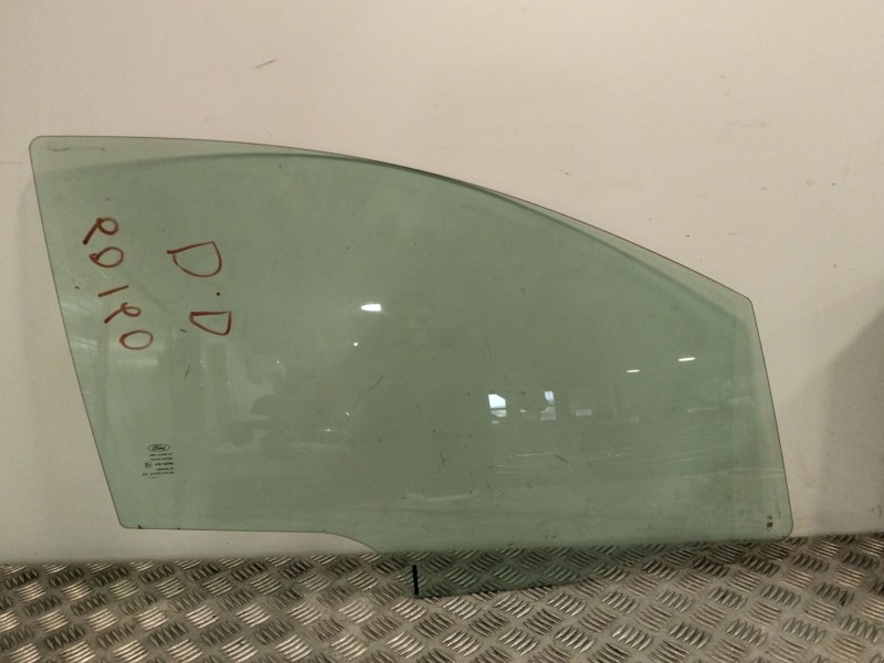 Recambio de luna delantera derecha para ford ecosport 1.0 ecoboost referencia OEM IAM 2444113  