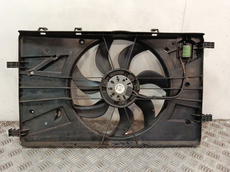 Recambio de electroventilador para opel astra j (p10) 1.6 cdti (68) referencia OEM IAM 3136613368  