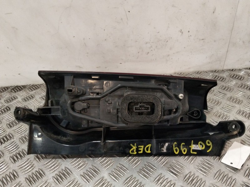 Recambio de piloto trasero derecho para peugeot partner furgoneta/monovolumen 1.6 bluehdi 100 referencia OEM IAM 9680607880 9677
