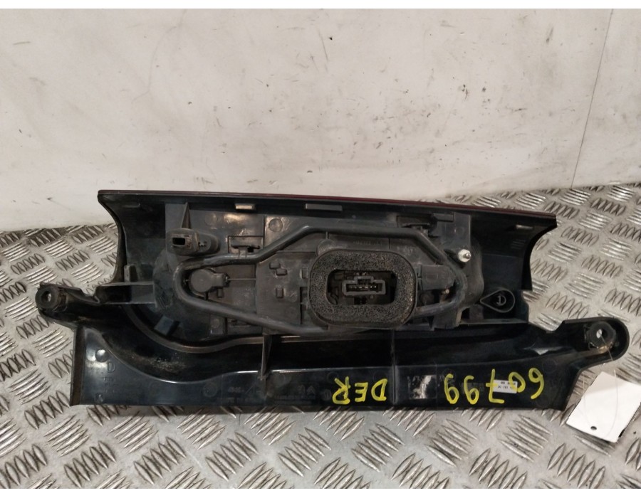 Recambio de piloto trasero derecho para peugeot partner furgoneta/monovolumen 1.6 bluehdi 100 referencia OEM IAM 9680607880 9677