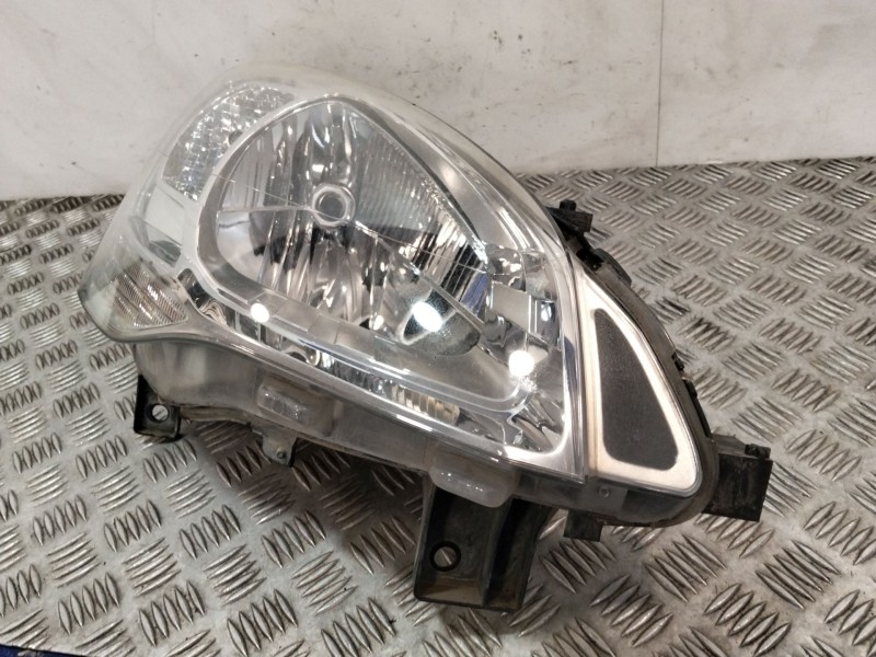Recambio de faro derecho para peugeot partner furgoneta/monovolumen 1.6 bluehdi 100 referencia OEM IAM 9682828180  