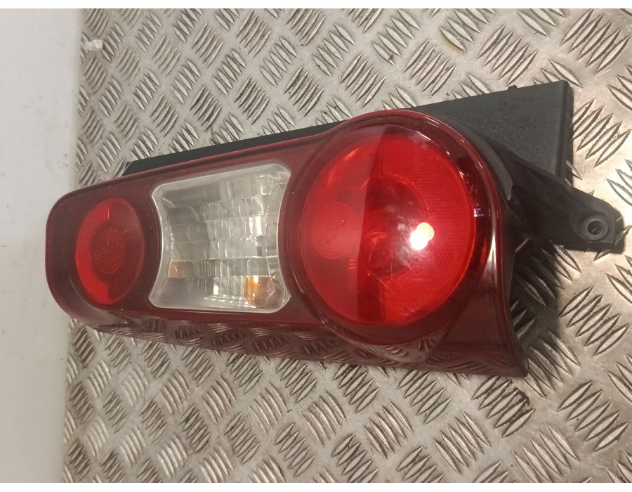 Recambio de piloto trasero izquierdo para peugeot partner furgoneta/monovolumen 1.6 bluehdi 100 referencia OEM IAM 9680608080 96