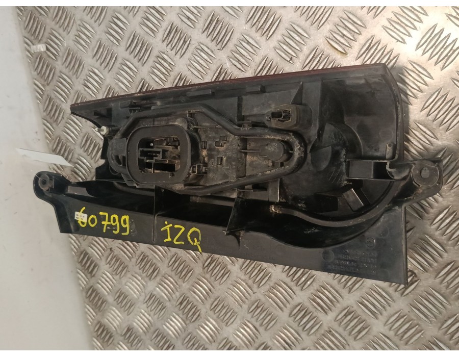 Recambio de piloto trasero izquierdo para peugeot partner furgoneta/monovolumen 1.6 bluehdi 100 referencia OEM IAM 9680608080 96