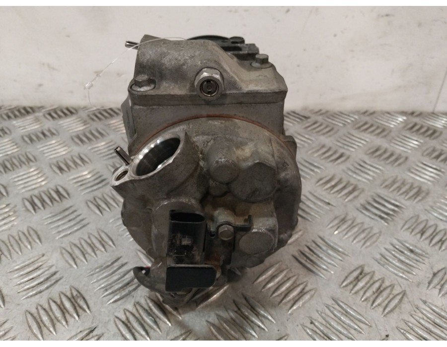 Recambio de compresor aire acondicionado para seat ibiza iv (6j5, 6p1) 1.6 tdi referencia OEM IAM 6Q0820808D  