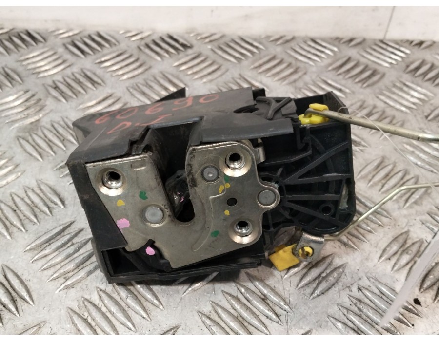 Recambio de cerradura puerta delantera izquierda para dacia sandero ii (b8_) tce 90 lpg (b8m1) referencia OEM IAM 805038956R  