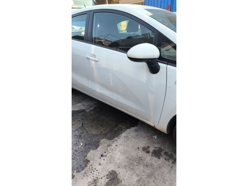 Recambio de puerta delantera derecha para kia rio iii (ub) 1.25 cvvt referencia OEM IAM 760041W010  
