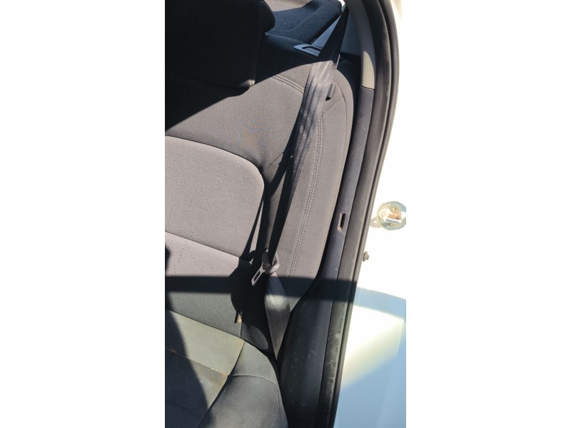 Recambio de cinturon seguridad trasero izquierdo para kia rio iii (ub) 1.25 cvvt referencia OEM IAM 898101W100HCS  