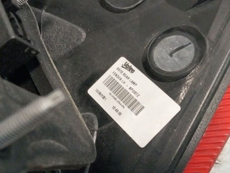 Recambio de piloto trasero izquierdo para ford ecosport 1.0 ecoboost referencia OEM IAM 2304079  