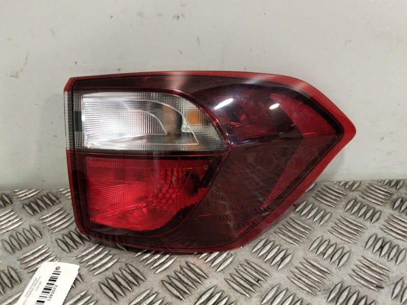 Recambio de piloto trasero derecho para ford ecosport 1.0 ecoboost referencia OEM IAM 2167287  