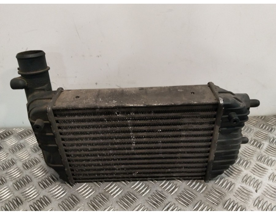Recambio de intercooler para fiat fiorino monospace (225_) 1.3 jtd multijet (225bxb1a, 225bxb11) referencia OEM IAM 1640069  