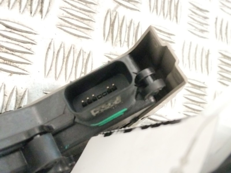 Recambio de cerradura puerta delantera izquierda para kia xceed (cd) 1.5 t-gdi mhev referencia OEM IAM 81310J7010  