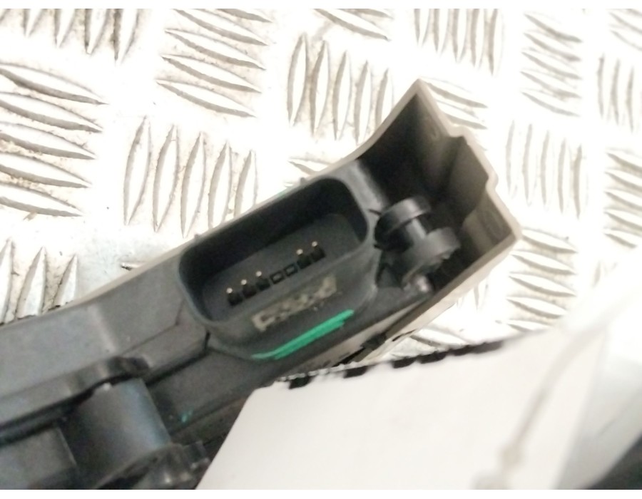 Recambio de cerradura puerta delantera izquierda para kia xceed (cd) 1.5 t-gdi mhev referencia OEM IAM 81310J7010  