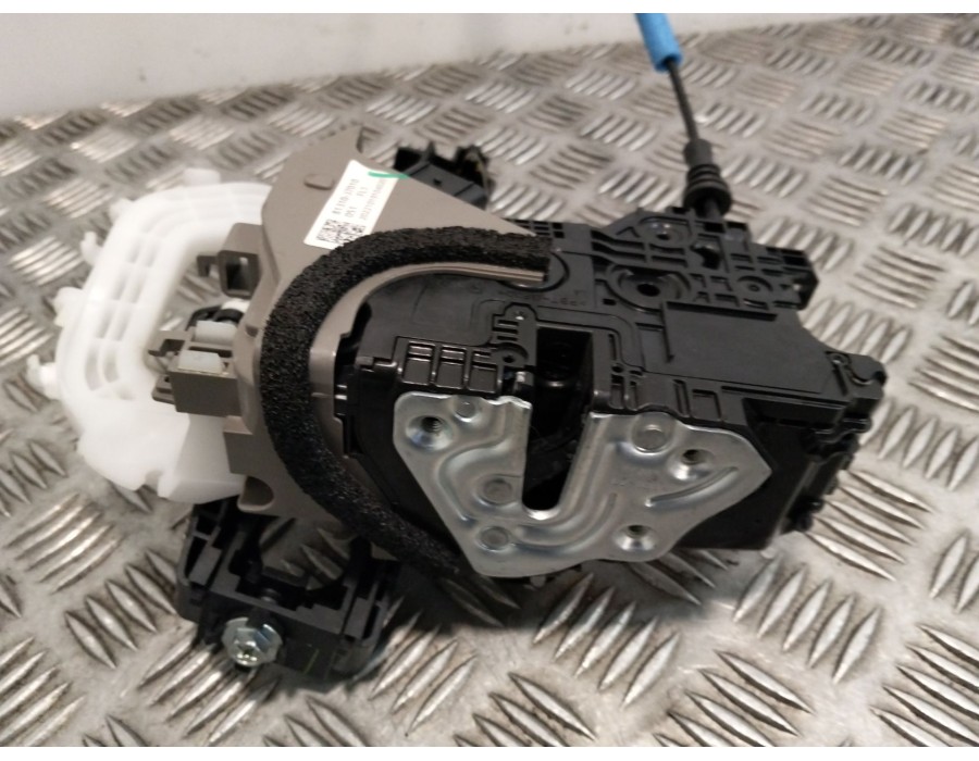 Recambio de cerradura puerta delantera izquierda para kia xceed (cd) 1.5 t-gdi mhev referencia OEM IAM 81310J7010  