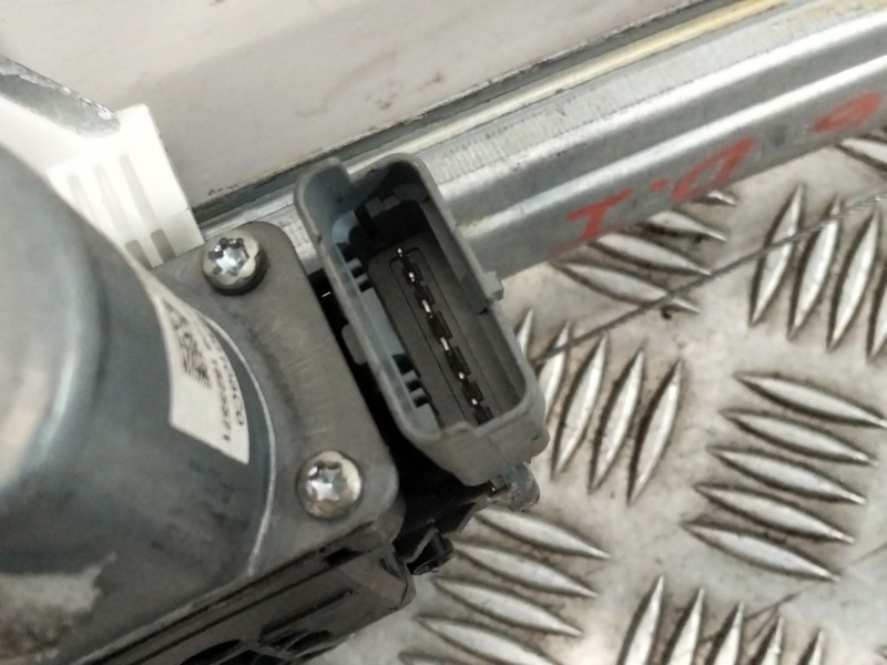 Recambio de elevalunas delantero izquierdo para citroën c4 ii (nc_) 1.6 hdi 115 referencia OEM IAM 9802531980  