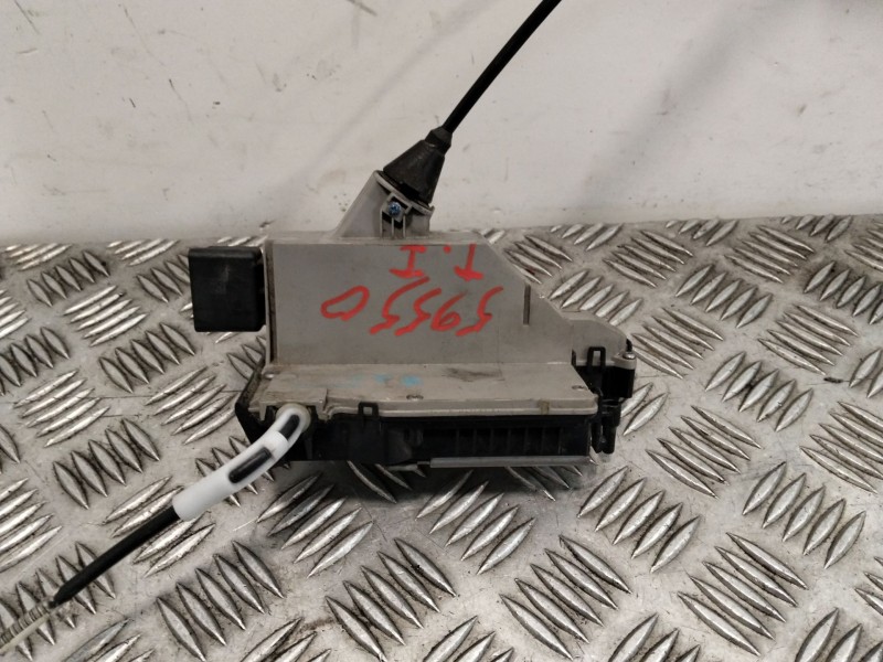 Recambio de cerradura puerta trasera izquierda para peugeot 208 i (ca_, cc_) 1.6 referencia OEM IAM 45077185  