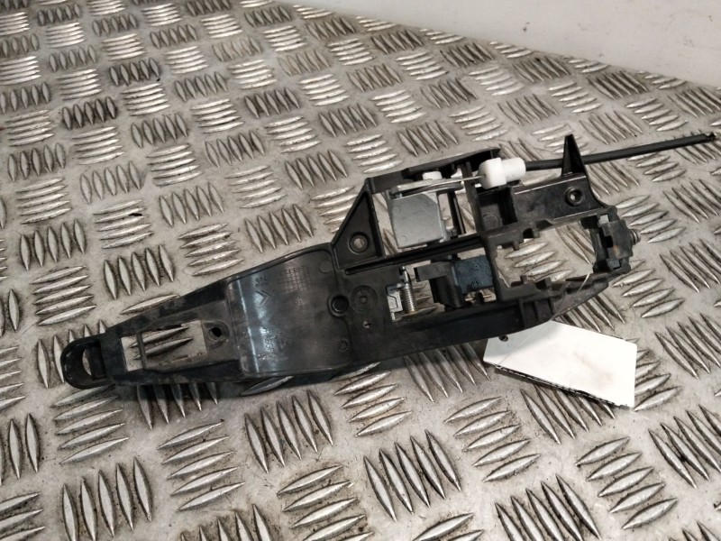 Recambio de cerradura puerta trasera izquierda para peugeot 208 i (ca_, cc_) 1.6 referencia OEM IAM 45077185  